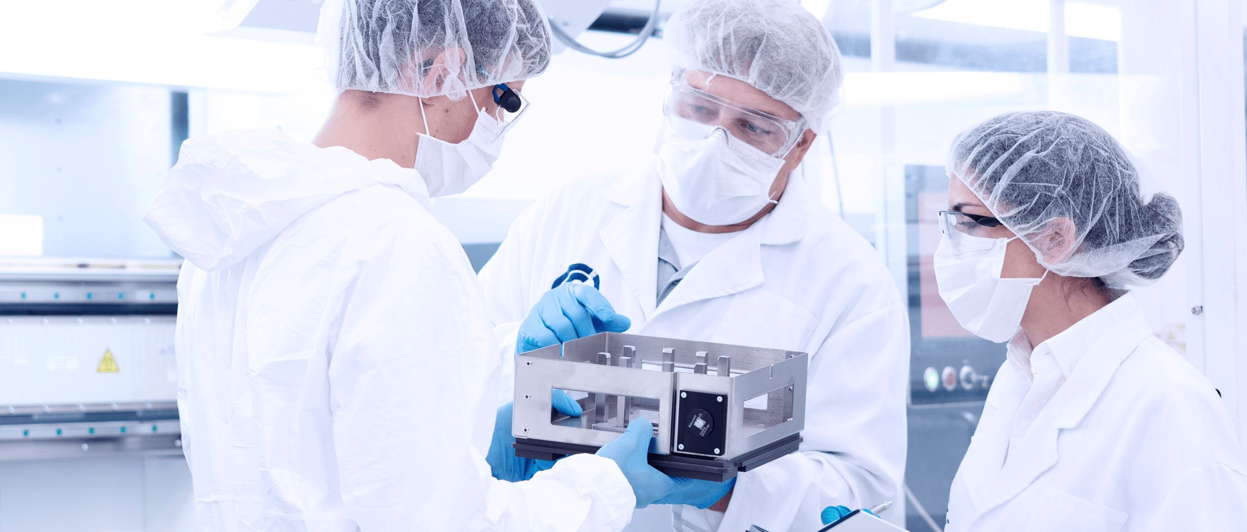 Header-CUSTOMCELLS-2